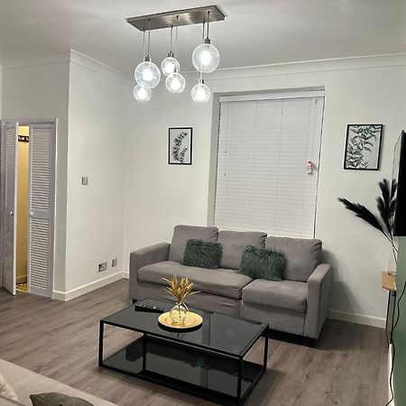 Amazing 2 Bedrooms House Bridgend  Exterior photo
